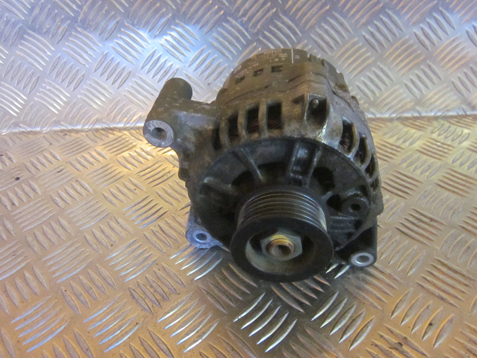 Volvo S40/V40 Generator Med OEM Nr. 0123315021 Fra Volvo Ophugger