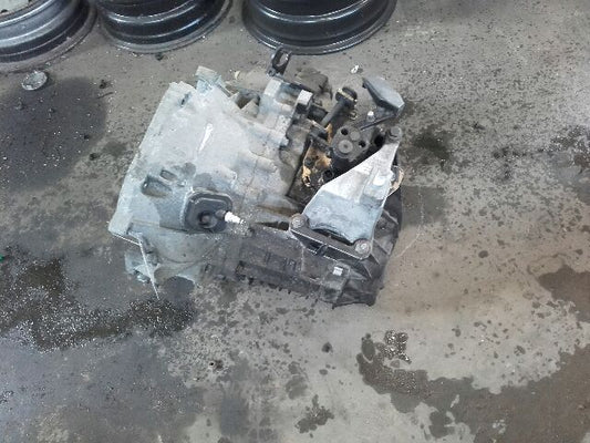 Ford Mondeo 3 Gearkasse 5 Trin Med OEM Nr. 4S7R7002CB Fra Ford Ophugger