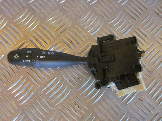 Suzuki Splash Kontakt Blink Med OEM Nr. 3721062JA1 Fra Suzuki Ophugger