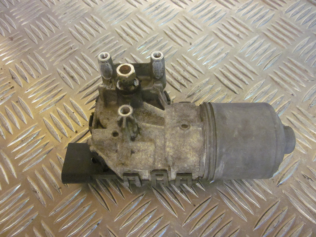 Alfa Romeo Alfa 147 Viskermotor Med OEM Nr. Ophugger Fra Alfa Romeo Ophugger