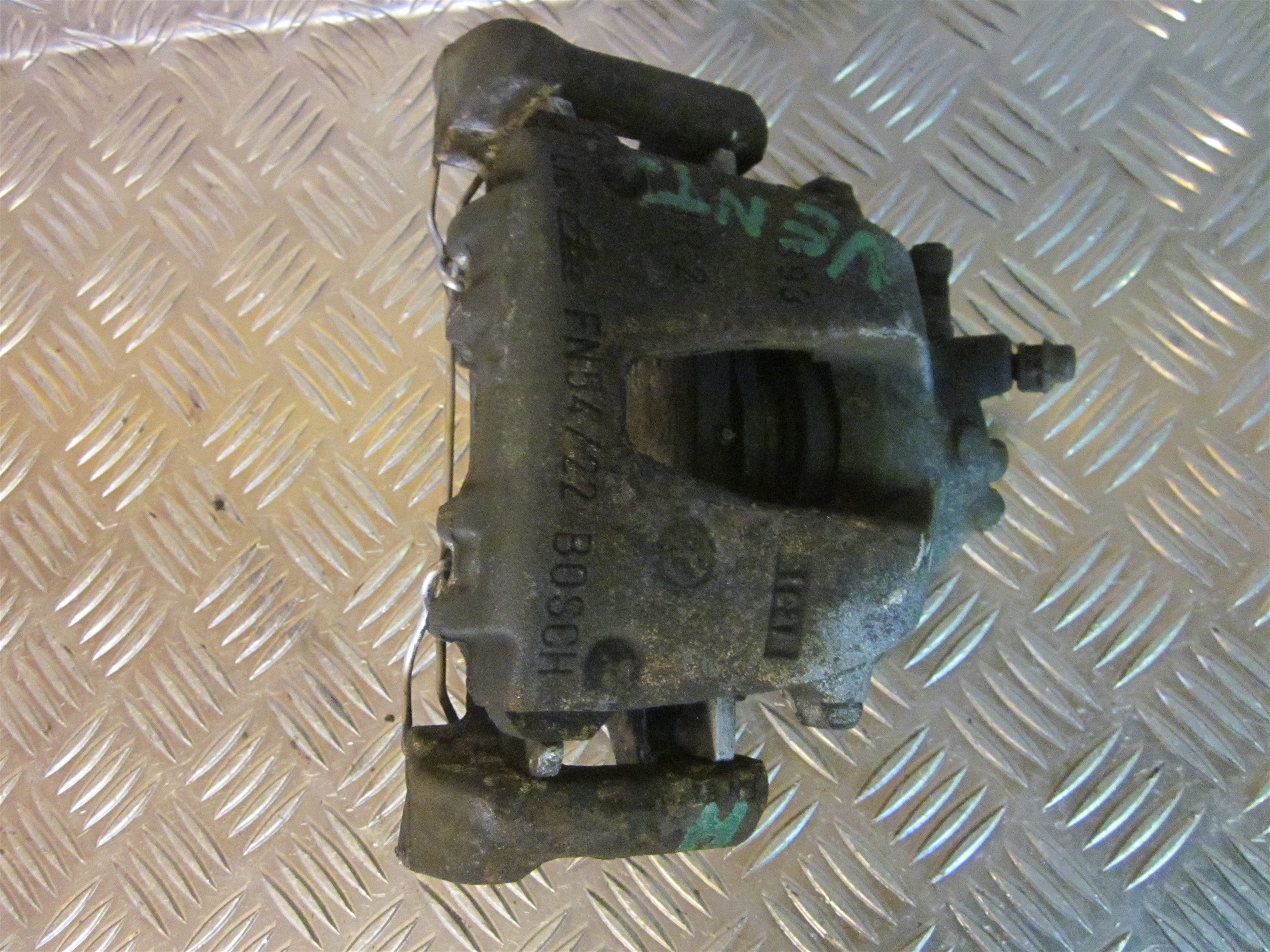 Alfa Romeo Alfa 147 Bremsekaliber Hf Med OEM Nr. Ophugger Fra Alfa Romeo Ophugger