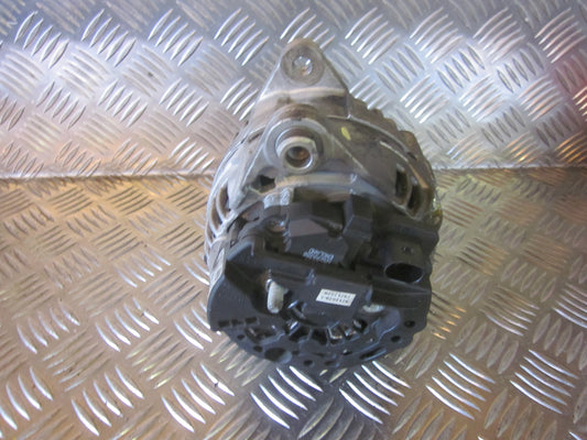 VW Passat 3B Generator Med OEM Nr. 8EL737873001 Fra VW Ophugger