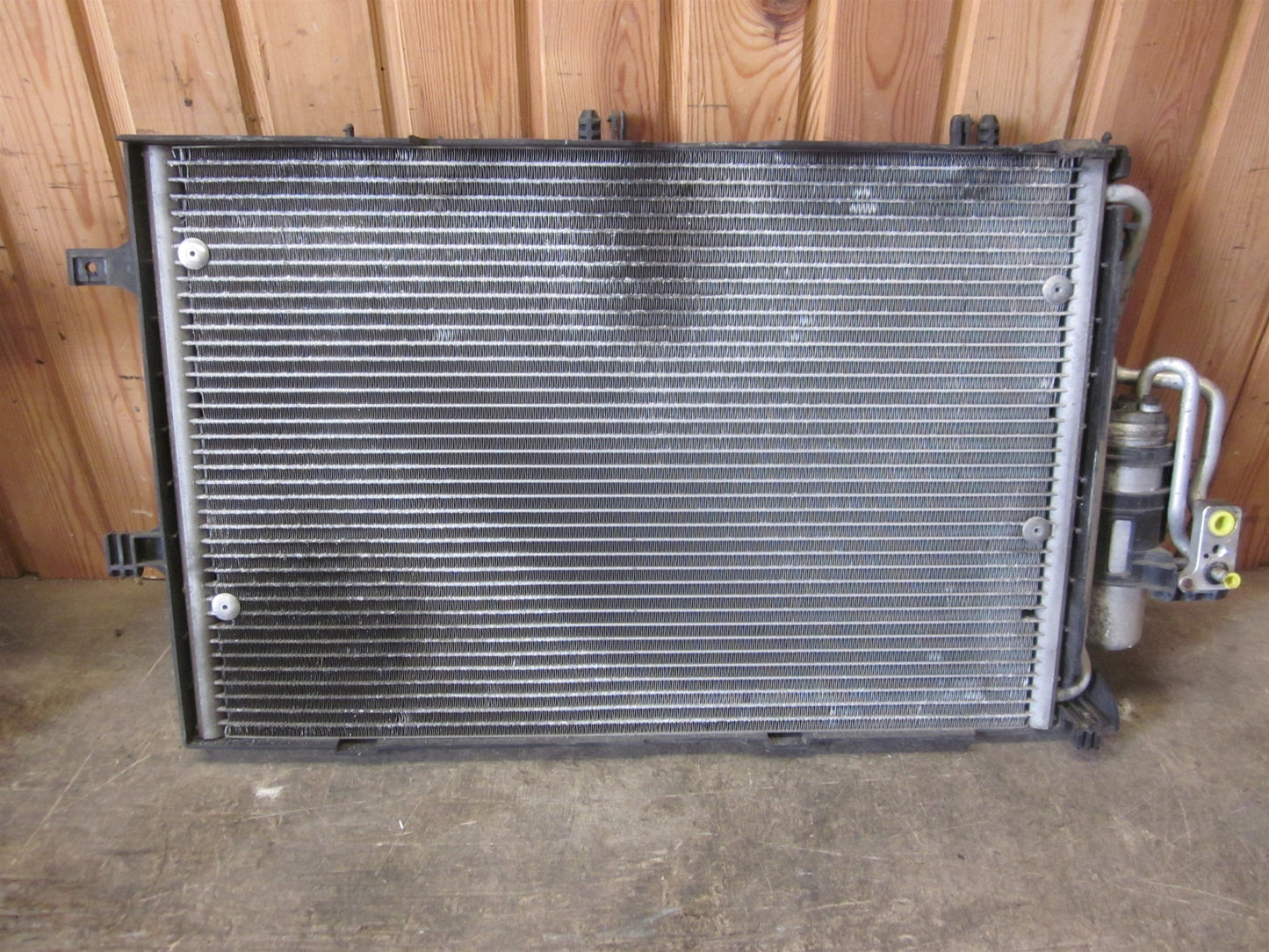 Opel Corsa C Køler Aircond Med OEM Nr. Ophugger Fra Opel Ophugger