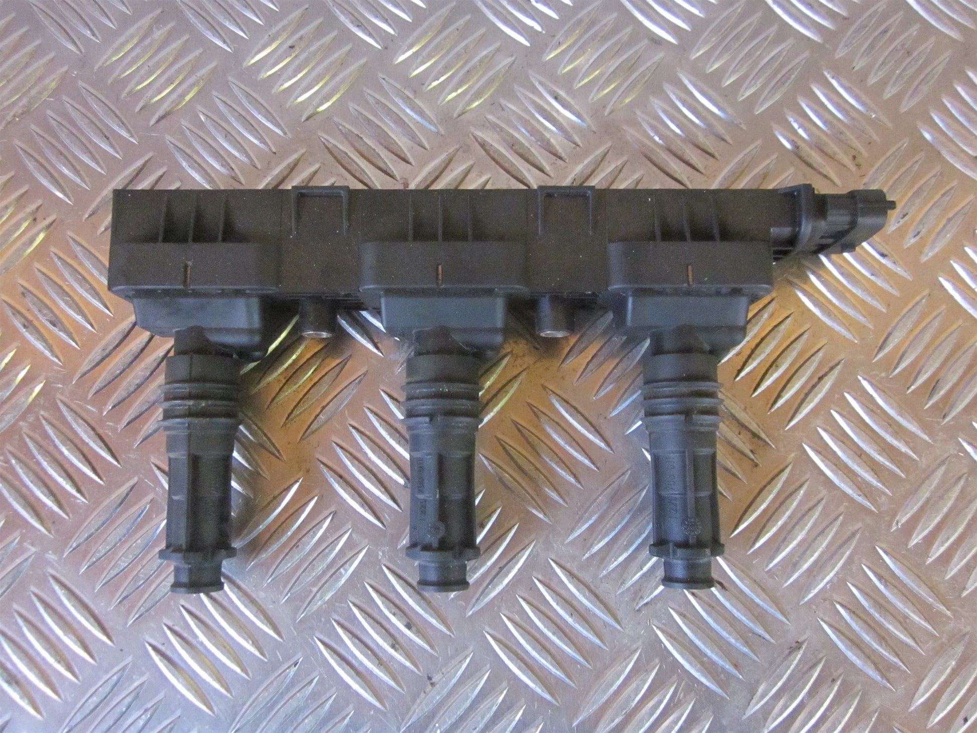 Opel Corsa C Tændspole El Med OEM Nr. Ophugger Fra Opel Ophugger