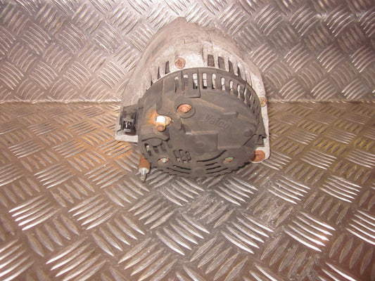 VW Passat Generator Med OEM Nr. 037903023QX Fra VW Ophugger