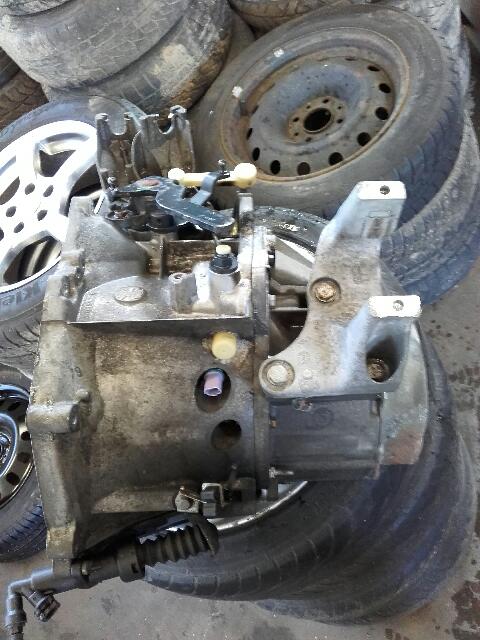 Peugeot 407 Gearkasse 5 Trin Med OEM Nr. 2222JW	 Fra Peugeot Ophugger