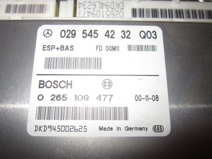 Mercedes A W168 Motorstyring - Motorstyreboks - Injection Elboks Med OEM Nr. Ophugger Fra Mercedes Ophugger