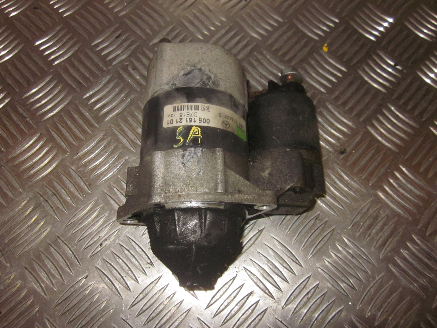 Mercedes A W168 Starter Med OEM Nr. 0051512101 Fra Mercedes Ophugger