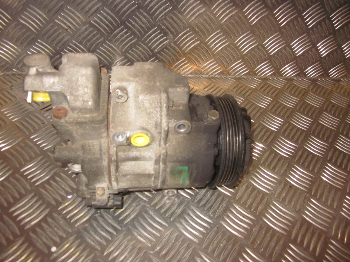 Mercedes A W168 Aircondition Pumpe Med OEM Nr. A47220836 Fra Mercedes Ophugger