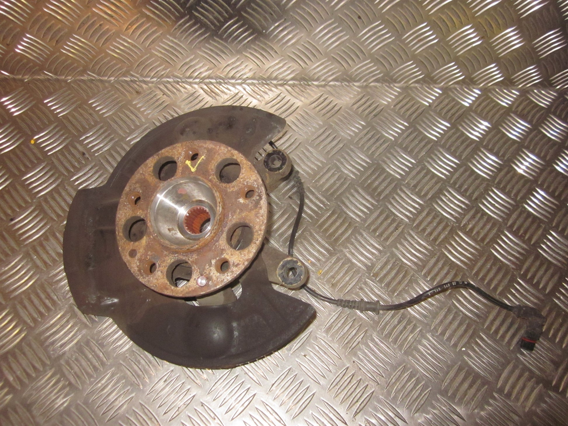 Mercedes A W168 Spindel For V Med OEM Nr. Ophugger Fra Mercedes Ophugger