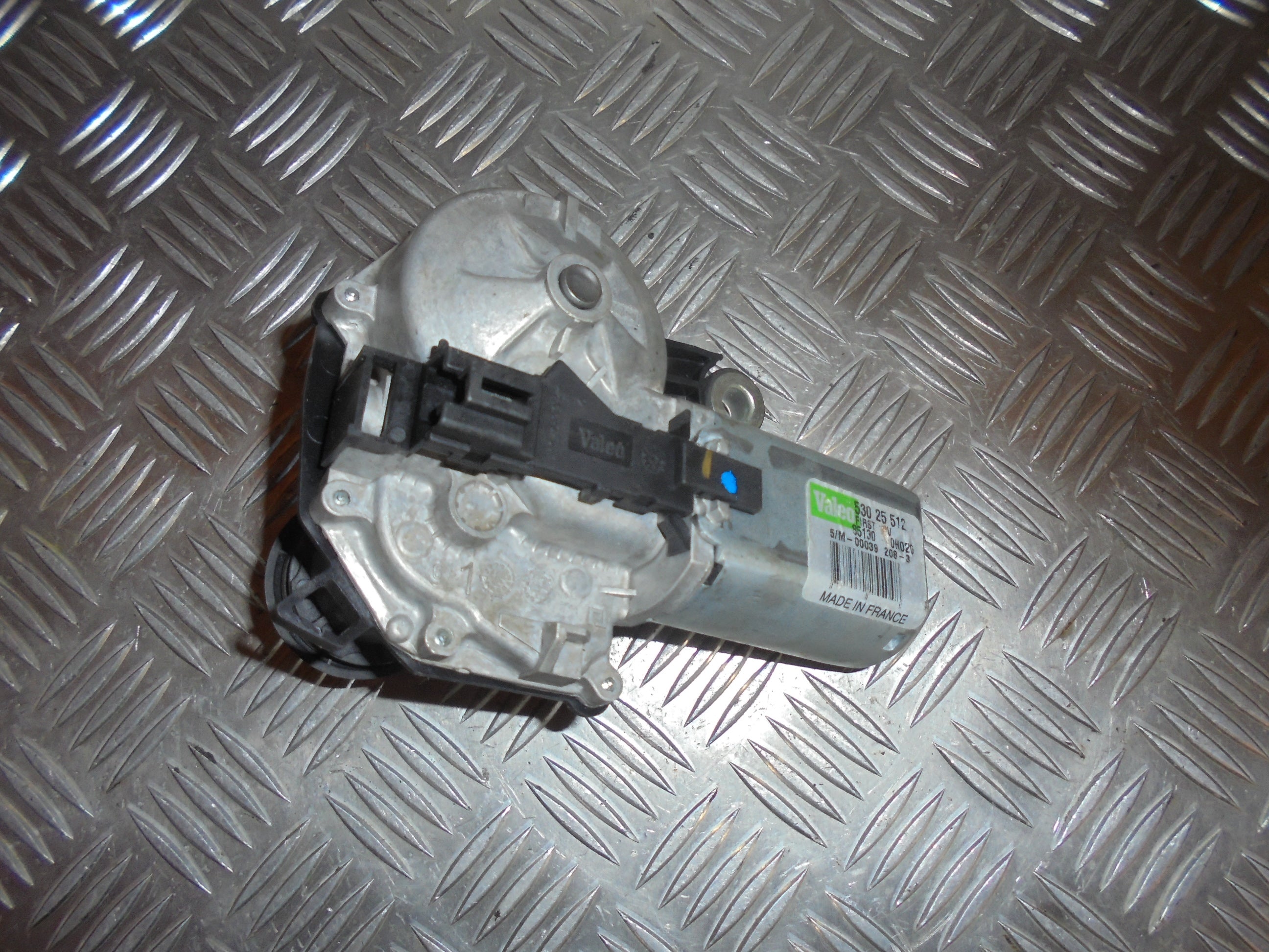 Citroen C1 Bagrudevisker Motor Med OEM Nr. 851300H010 Fra Citroen Ophugger