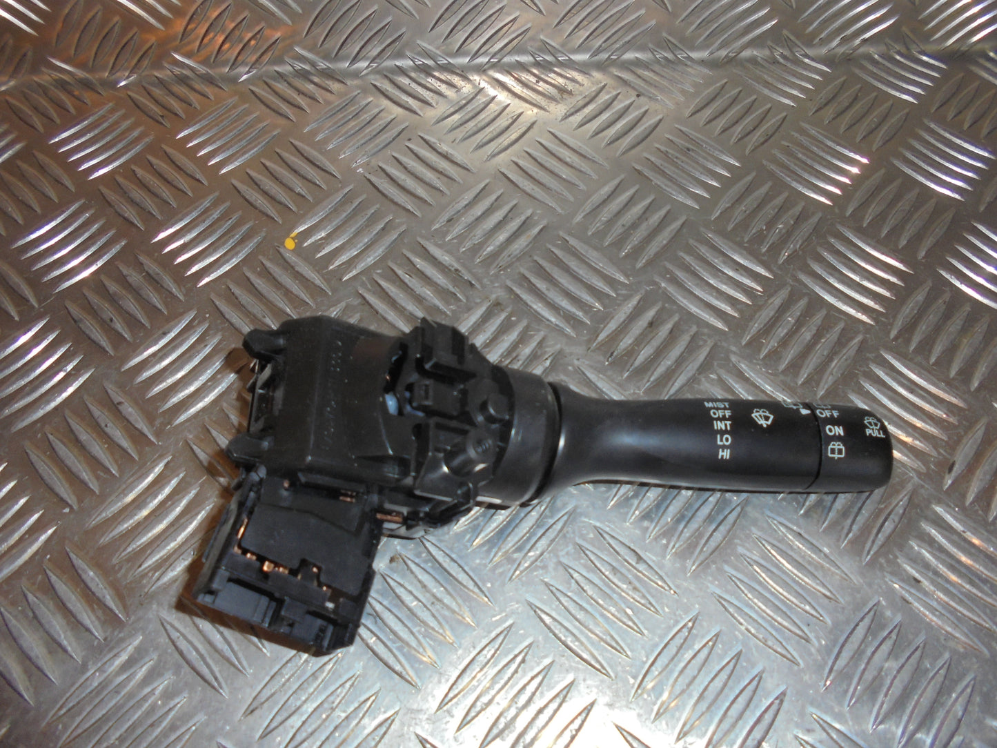 Citroen C1 Kontakt Visker Med OEM Nr. Ophugger Fra Citroen Ophugger