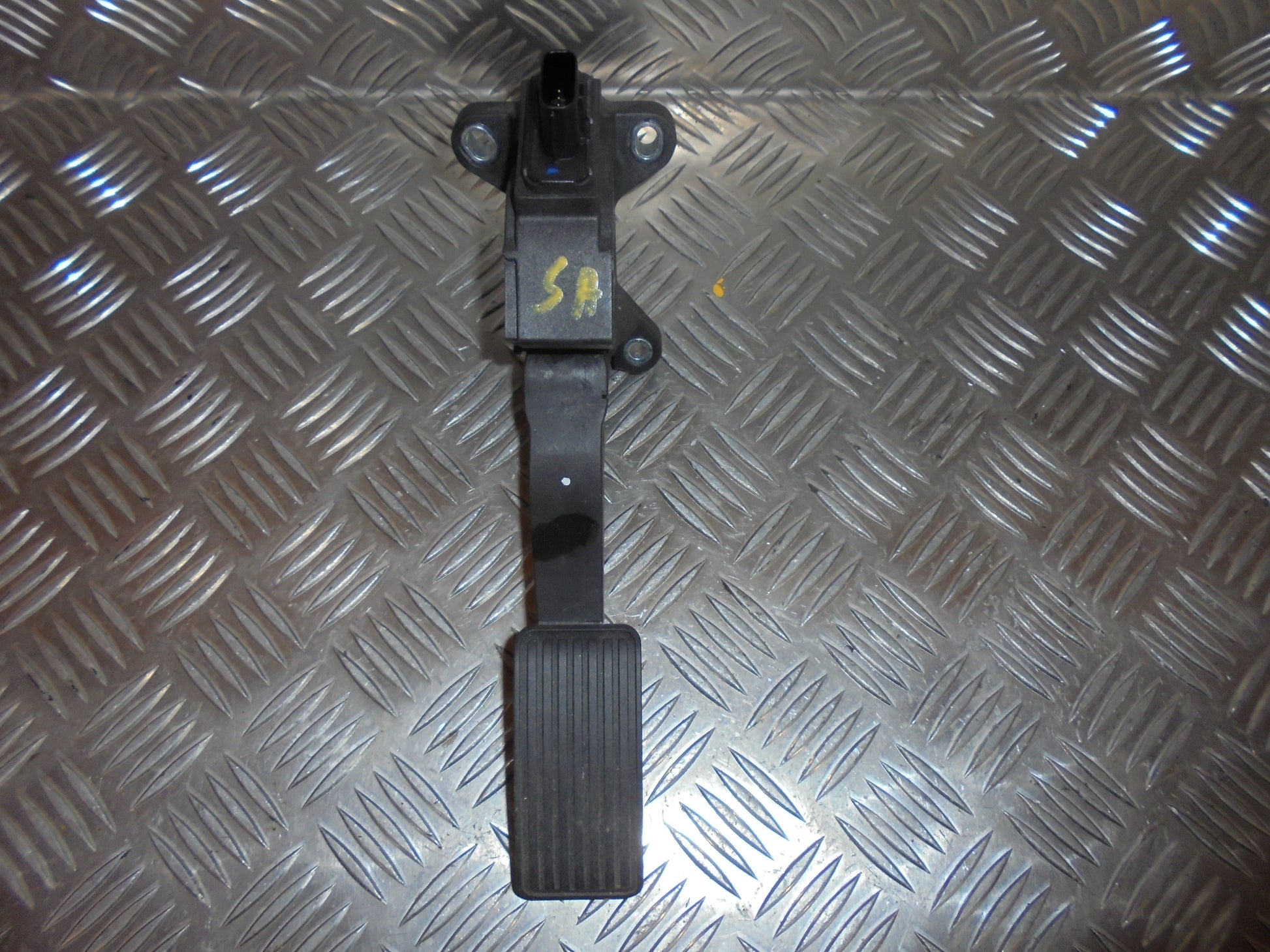 Citroen C1 Speederpedal Med OEM Nr. Ophugger Fra Citroen Ophugger