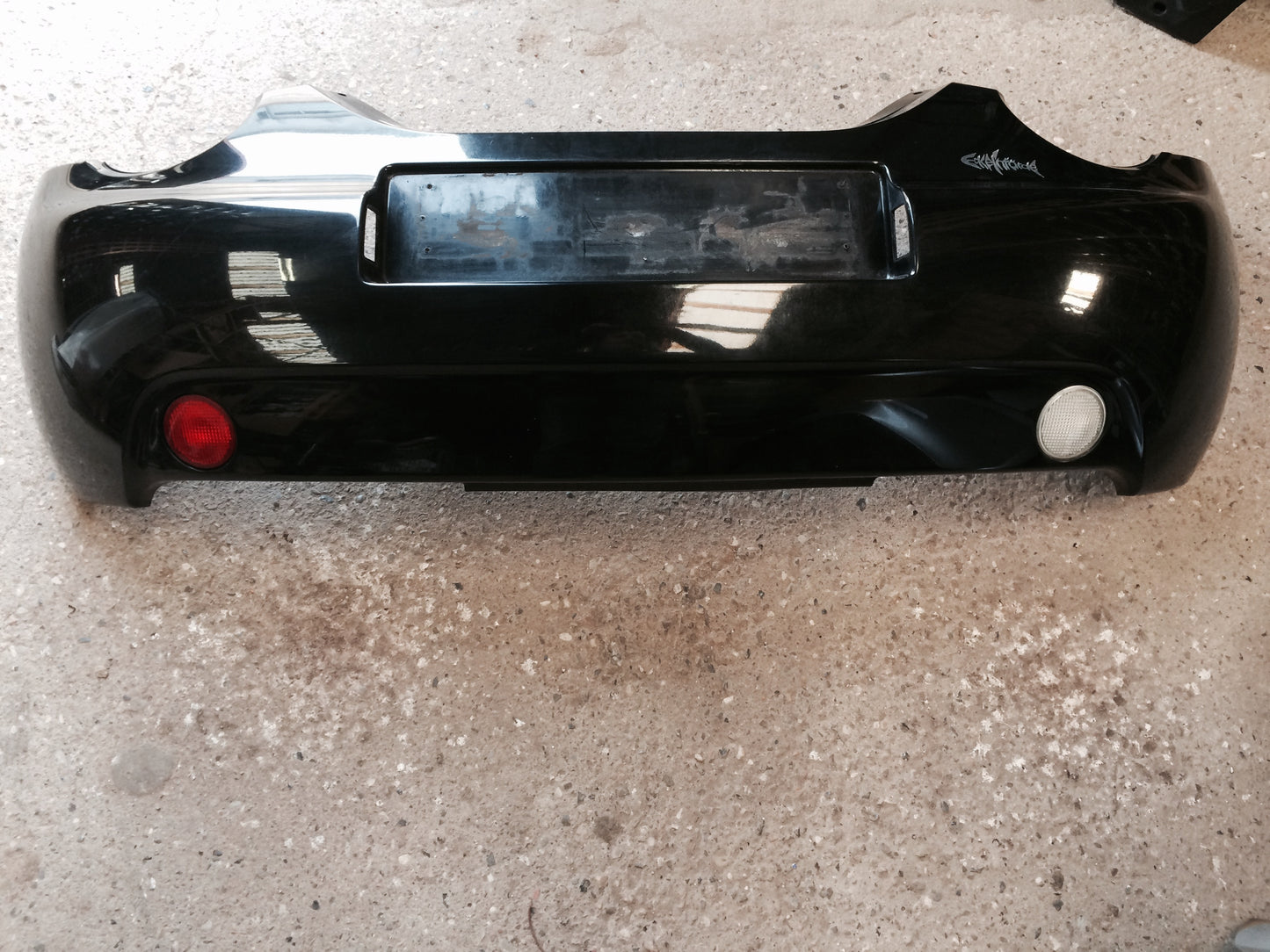 VW Beetle 9C Bagkofanger Med OEM Nr. 1C0807421H Fra VW Ophugger