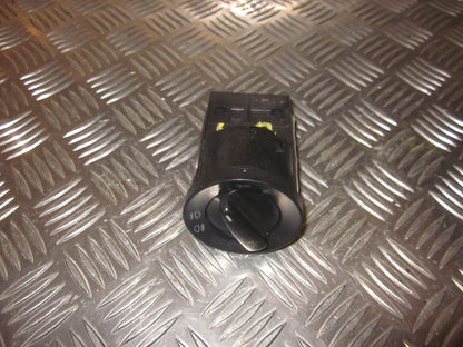 VW Beetle 9C Kontakt Lys Med OEM Nr. 1C0941531A Fra VW Ophugger