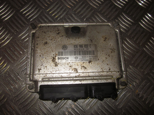 VW Beetle 9C Motorstyring - Motorstyreboks - Injection Elboks Med OEM Nr. 036906032C Fra VW Ophugger