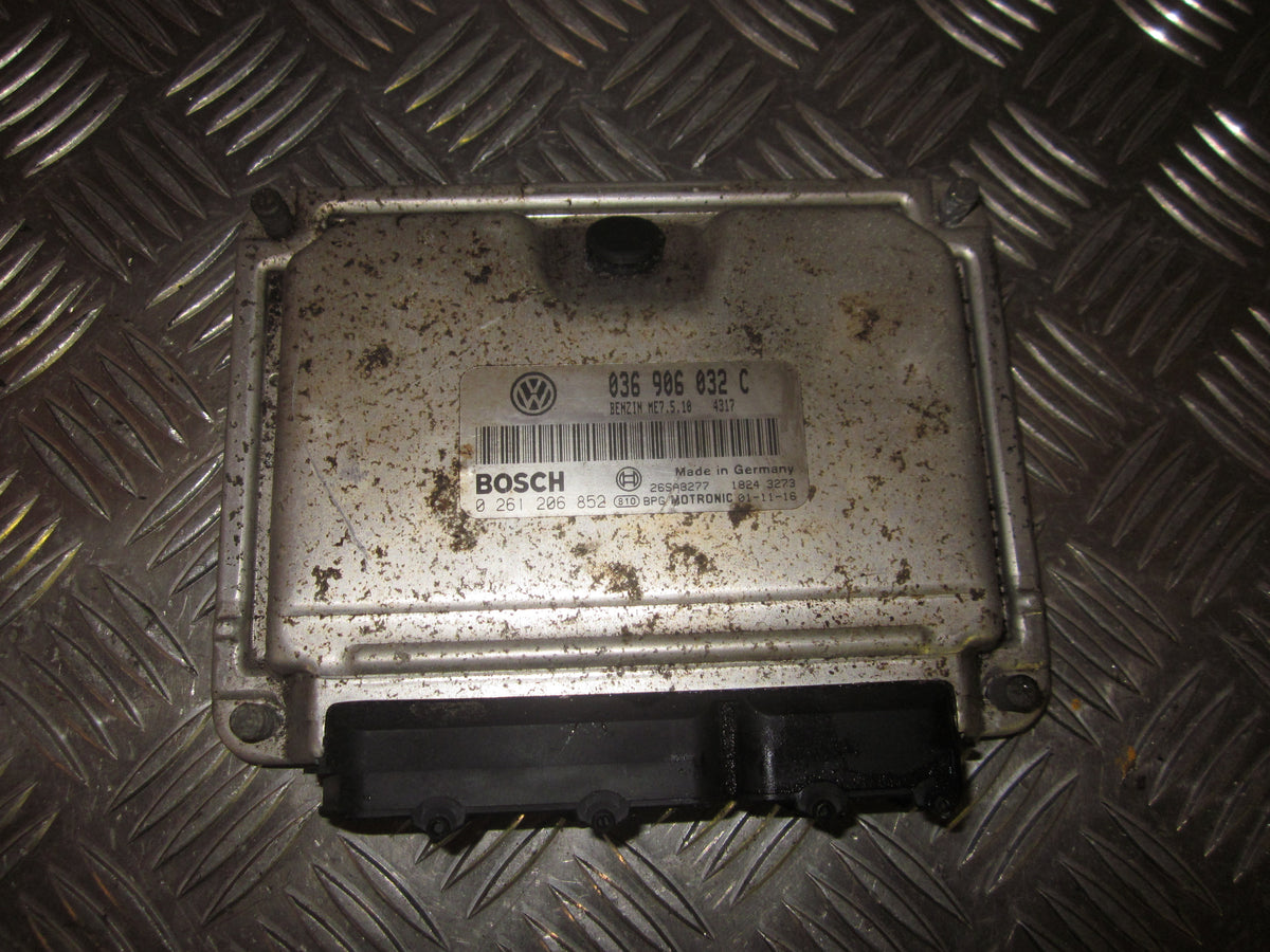 VW Beetle 9C Motorstyring - Motorstyreboks - Injection Elboks Med OEM Nr. 0261206852 Fra VW Ophugger
