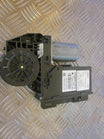 Audi A4 Rudemotor - Rudehejs Med OEM Nr. 0130821764 Fra Audi Ophugger
