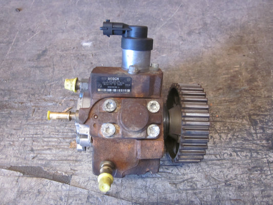 Volvo S40/V50 Dieselpumpe Med OEM Nr. 005010102 Fra Volvo Ophugger