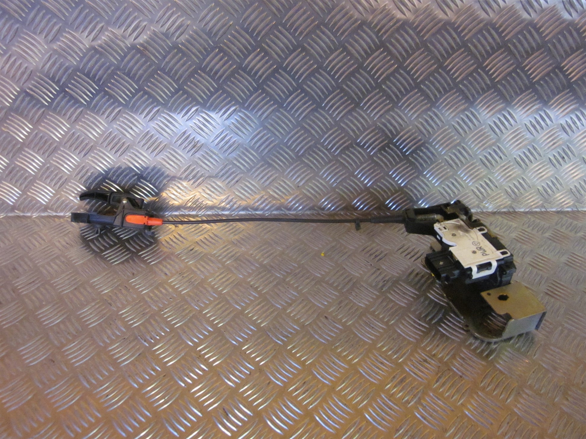 Ford Transit Forhj Dørlås Med OEM Nr. Ophugger Fra Ford Ophugger