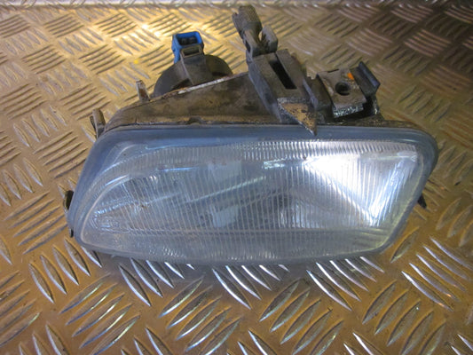 Citroen Saxo Tågelygte For Med OEM Nr. Ophugger Fra Citroen Ophugger