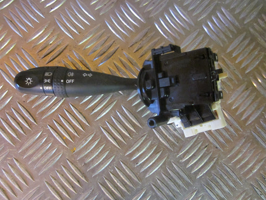 Suzuki Splash Kontakt Blink Med OEM Nr. 3721062JA1 Fra Suzuki Ophugger