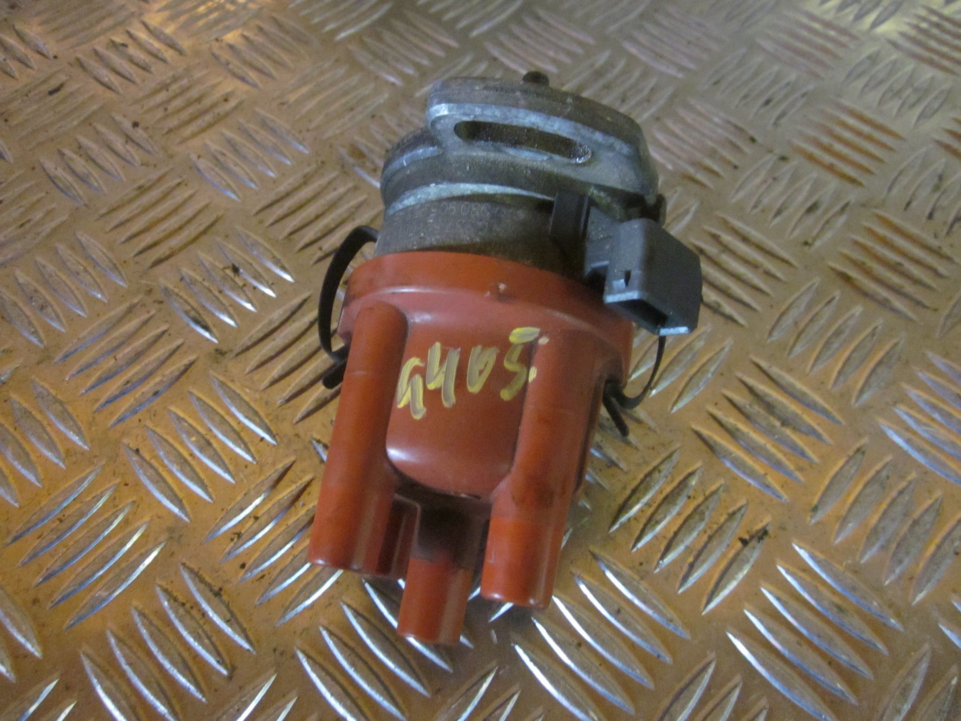 VW Polo 3 5D 6N Strømfordeler El Med OEM Nr. Ophugger Fra VW Ophugger