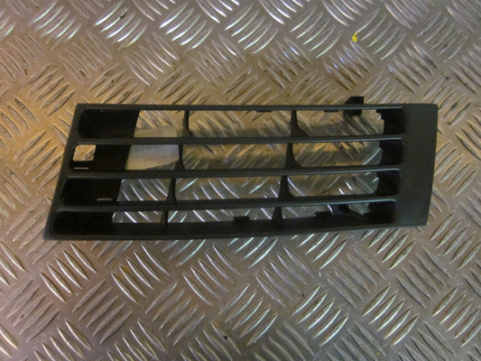 Audi A4 8D Frontgitter Med OEM Nr. Ophugger Fra Audi Ophugger