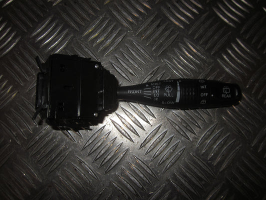 Mitsubishi Lancer Kontakt Visker Med OEM Nr. Ophugger Fra Mitsubishi Ophugger