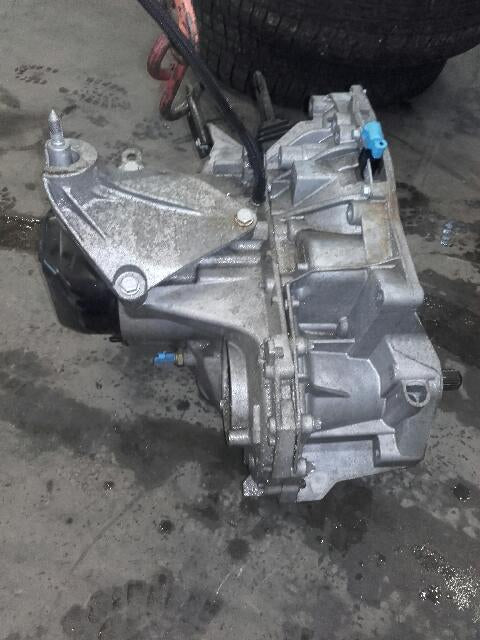 Renault Twingo 2 Gearkasse 5 Trin Med OEM Nr. 7711497071 Fra Renault Ophugger