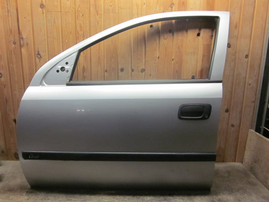 Opel Astra G Fordør V Med OEM Nr. Ophugger Fra Opel Ophugger