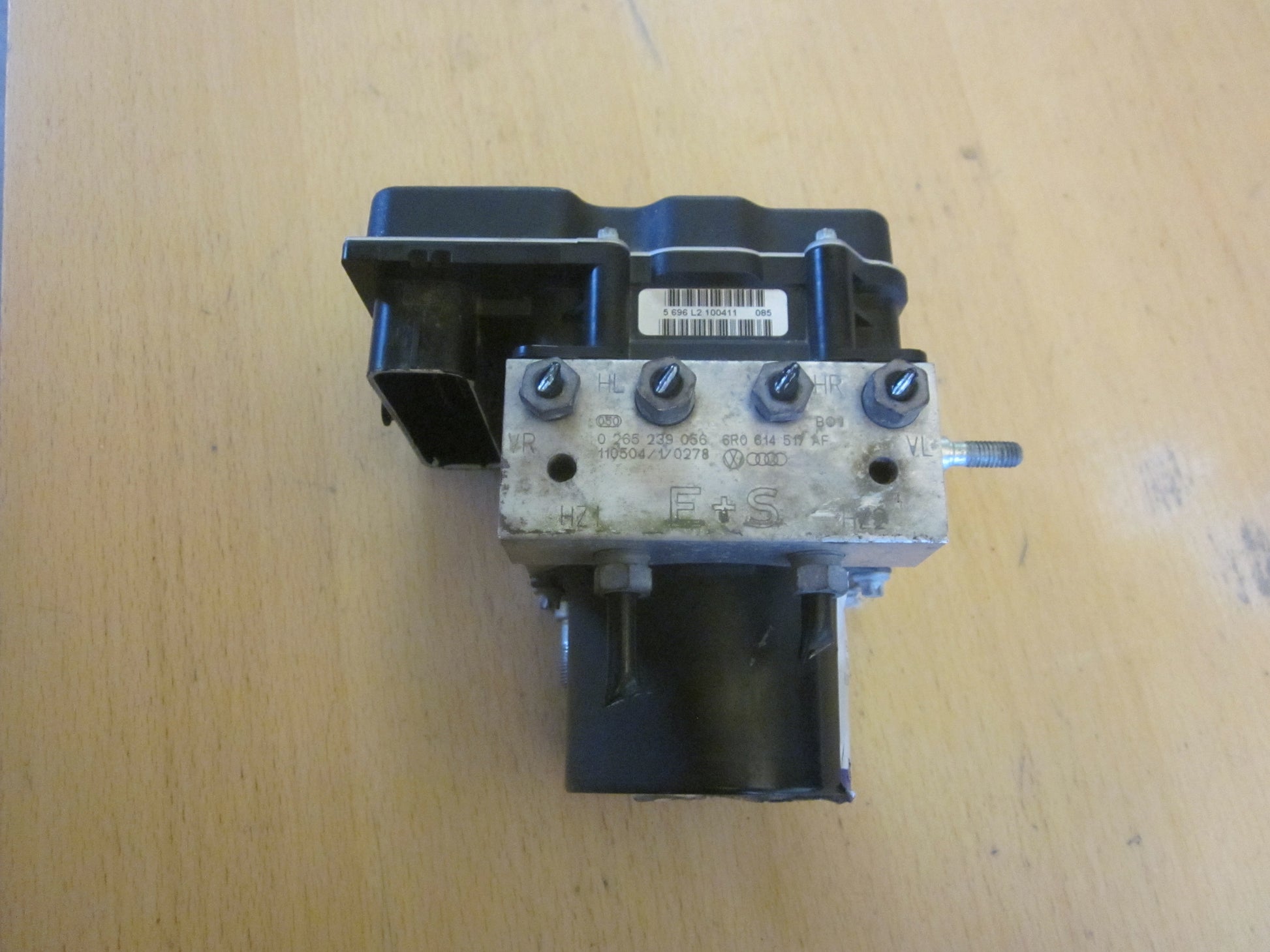 VW Polo 6R Abs Pumpe Med OEM Nr. 0265239056 Fra VW Ophugger