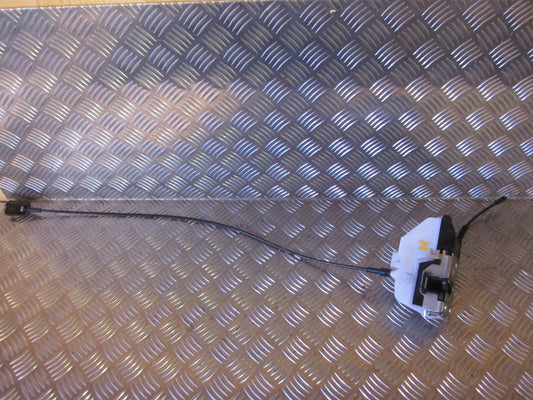 Renault Twingo 2 Dørlås Med OEM Nr. 757532 Fra Renault Ophugger