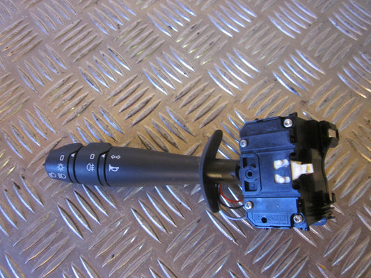 Renault Twingo 2 Kontakt Blink Med OEM Nr. Ophugger Fra Renault Ophugger