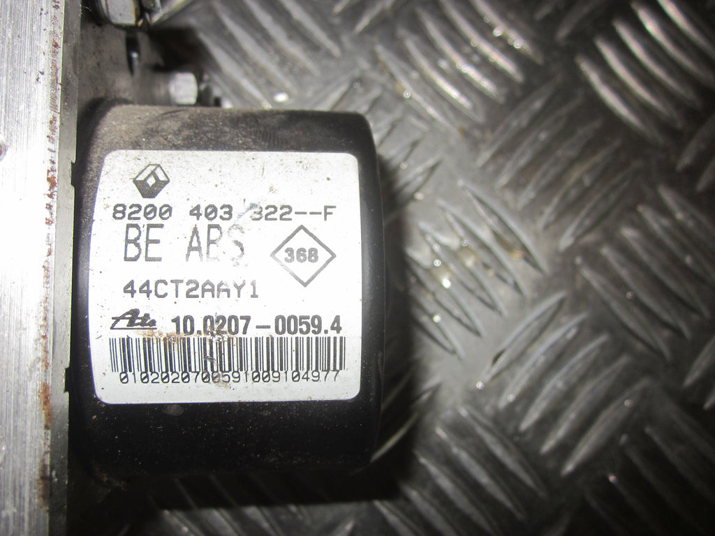 Renault Twingo 2 ABS Pumpe Med OEM Nr. 10020700594 Fra Renault Ophugger