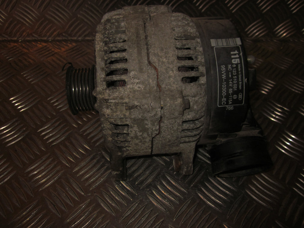 Ford Galaxy Generator Med OEM Nr. 0123510031 Fra Ford Ophugger