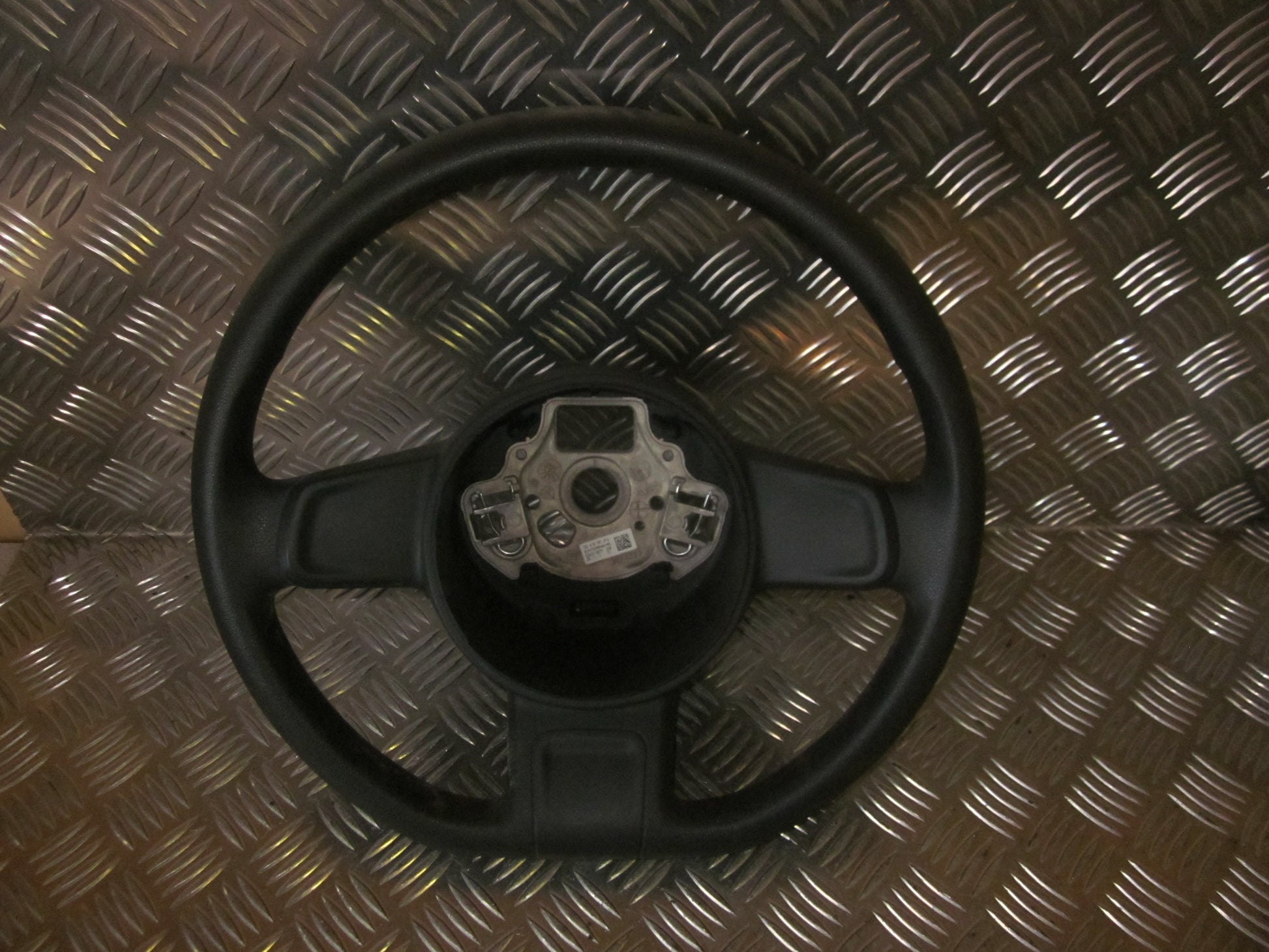 VW UP Rat Med OEM Nr. 1S0419091 Fra VW Ophugger