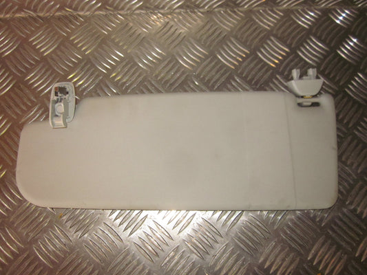 VW UP Solskærm Med OEM Nr. 6R0857551K Fra VW Ophugger