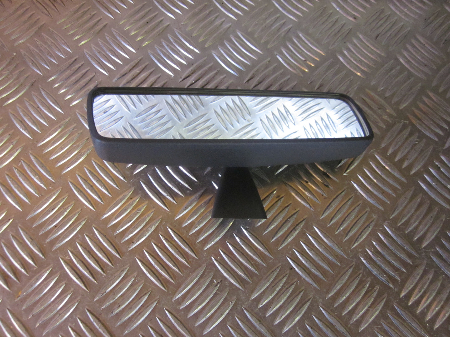 VW UP Bakspejl Indvend Med OEM Nr. 1S0857511AY20 Fra VW Ophugger