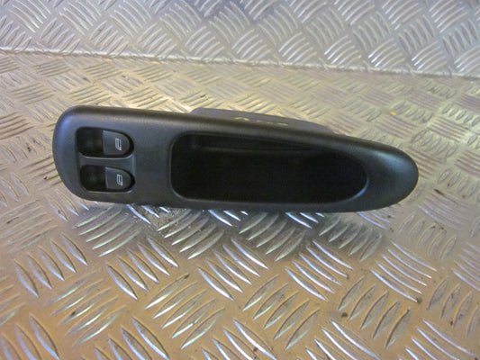 Alfa Romeo 156 Kontakt Rudehejs Med OEM Nr. Ophugger Fra Alfa Romeo Ophugger