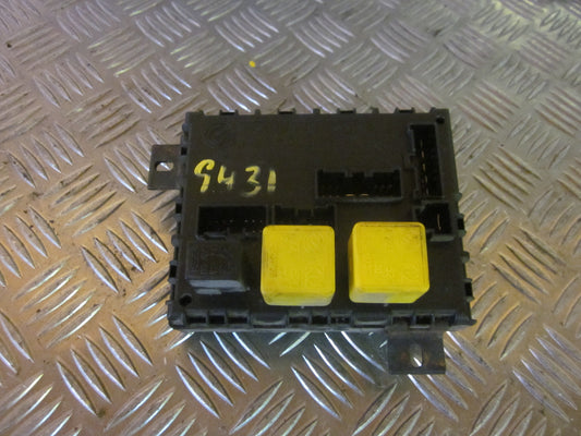 Alfa Romeo 156 Sikringsboks Med OEM Nr. Ophugger Fra Alfa Romeo Ophugger