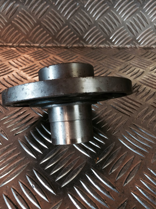 Audi 100/200 Fornav Med OEM Nr. Ophugger Fra Audi Ophugger