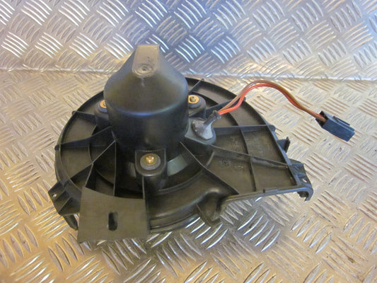 Opel Corsa C Varmeblæser Med OEM Nr. Ophugger Fra Opel Ophugger