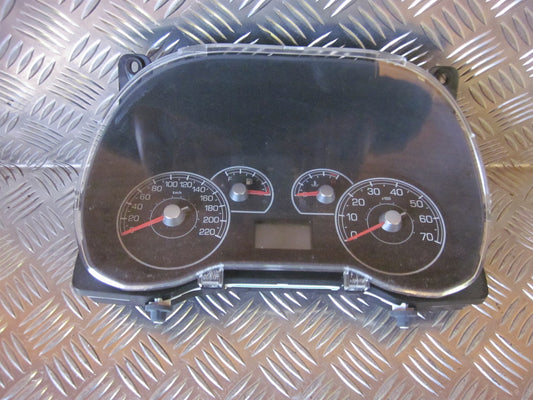 Fiat Grande Punto Speedometer - Instrument Med OEM Nr. Ophugger Fra Fiat Ophugger