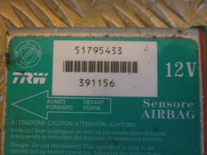 Fiat Grande Punto Airbag Elboks Med OEM Nr. 51795433 Fra Fiat Ophugger