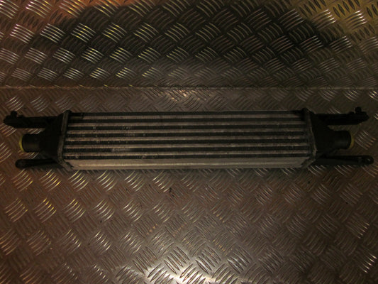 Fiat Grande Punto Køler Intercooler Med OEM Nr. Ophugger Fra Fiat Ophugger