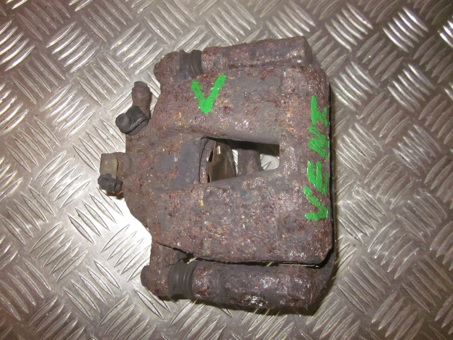 Fiat Grande Punto Bremsekaliber VF Med OEM Nr. Ophugger Fra Fiat Ophugger