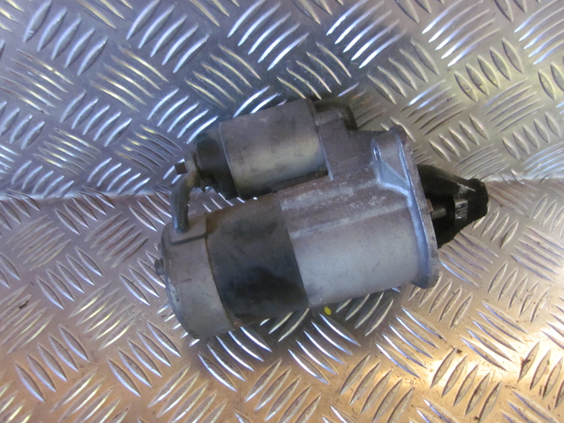 Mitsubishi Carisma Starter Med OEM Nr. MD360368 Fra Mitsubishi Ophugger