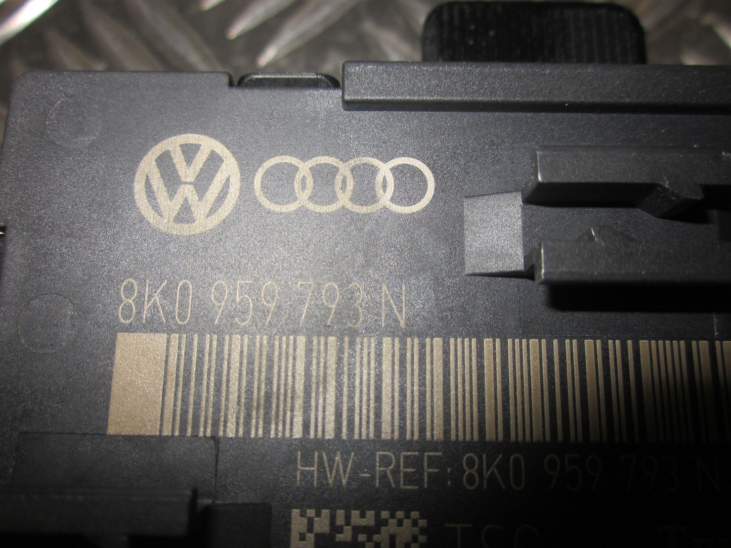 Audi A6 4G Bcm / Komfortkomputer Med OEM Nr. 8K0959793N Fra Audi Ophugger