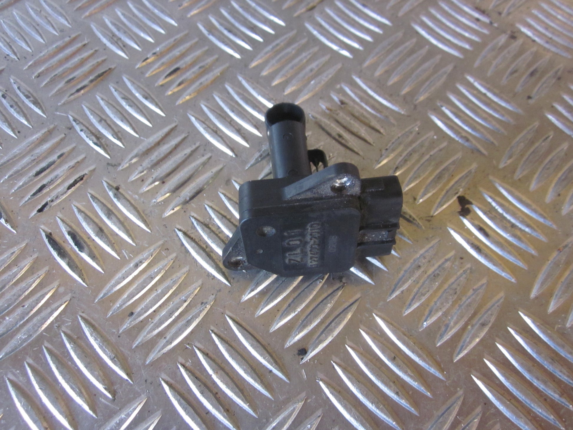 Mazda 323 F 5D BJ14 Luftmængdemåler Med OEM Nr. 1974002010 Fra Mazda Ophugger